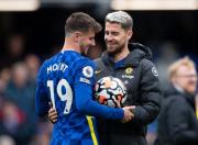 Mason Mount ghi điểm bằng hành động đẹp với Jorginho